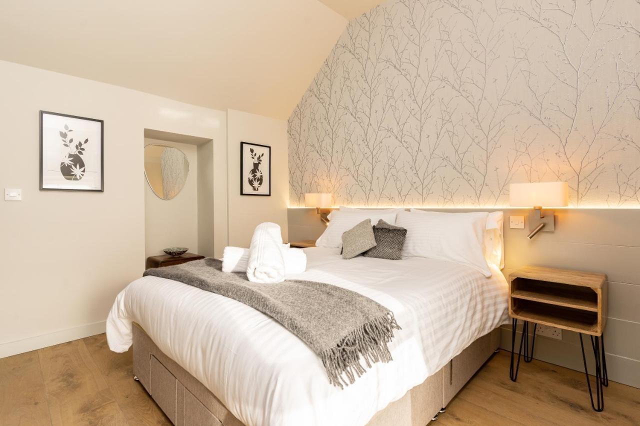 Hotel The Roost On Rock Road Barry Esterno foto