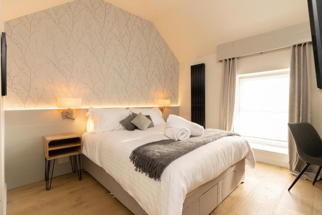 Hotel The Roost On Rock Road Barry Esterno foto