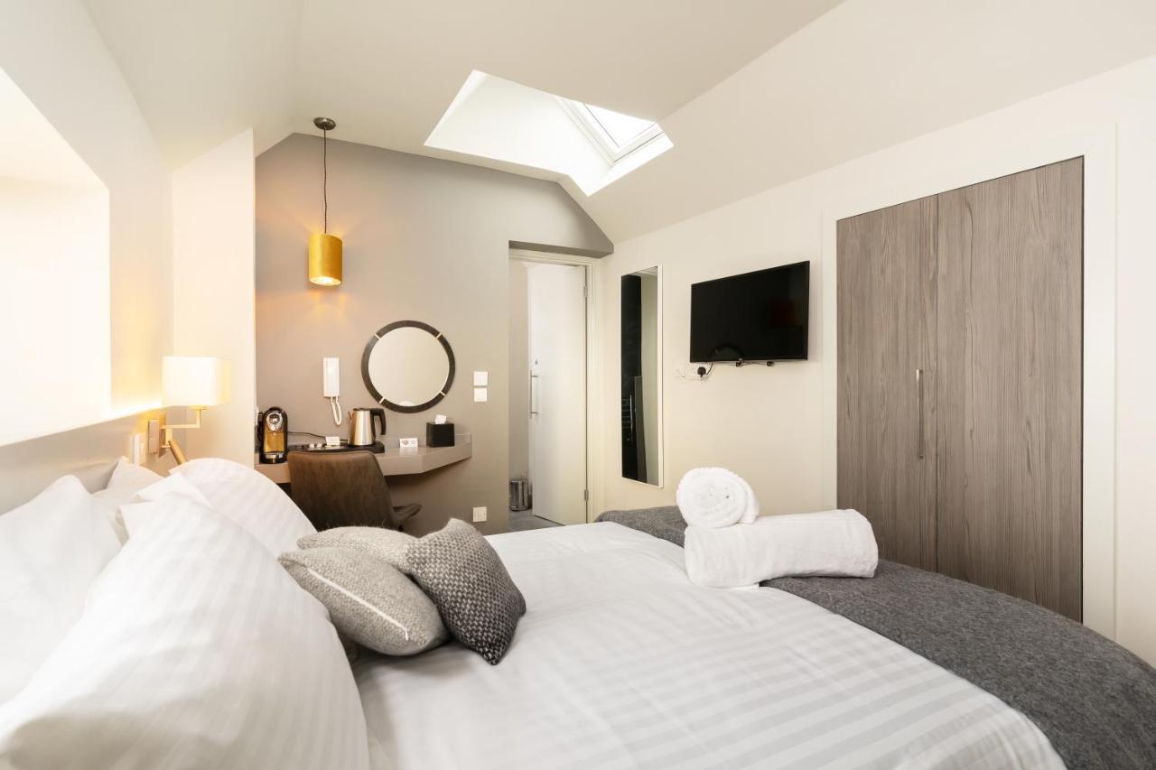 Hotel The Roost On Rock Road Barry Esterno foto